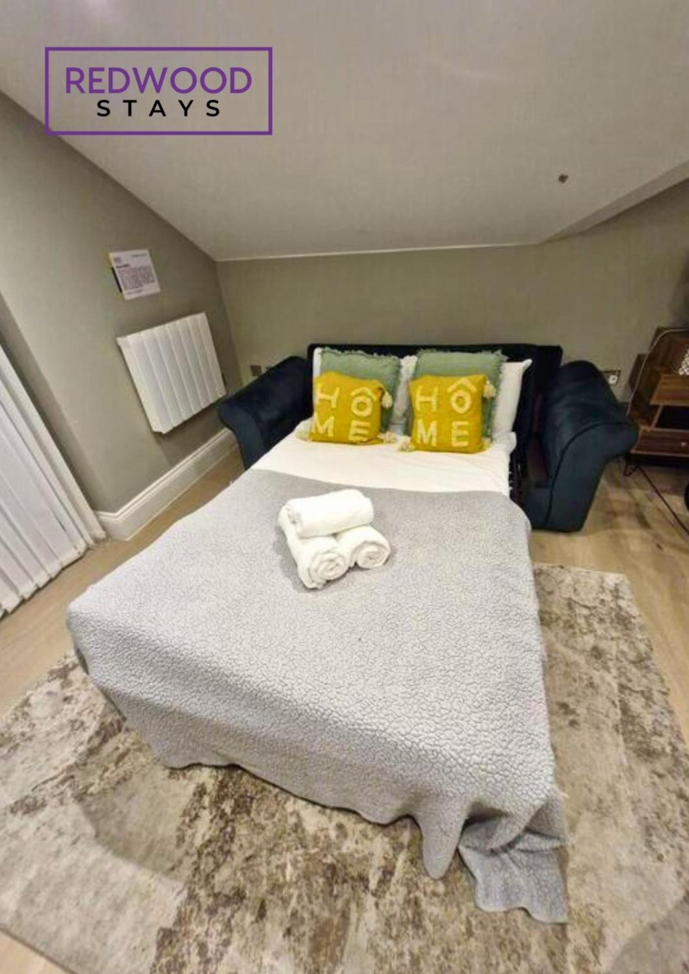 Top Quality 2 Bed 1 Bath Apartments For Contractors By Redwood Stays Reading Bagian luar foto