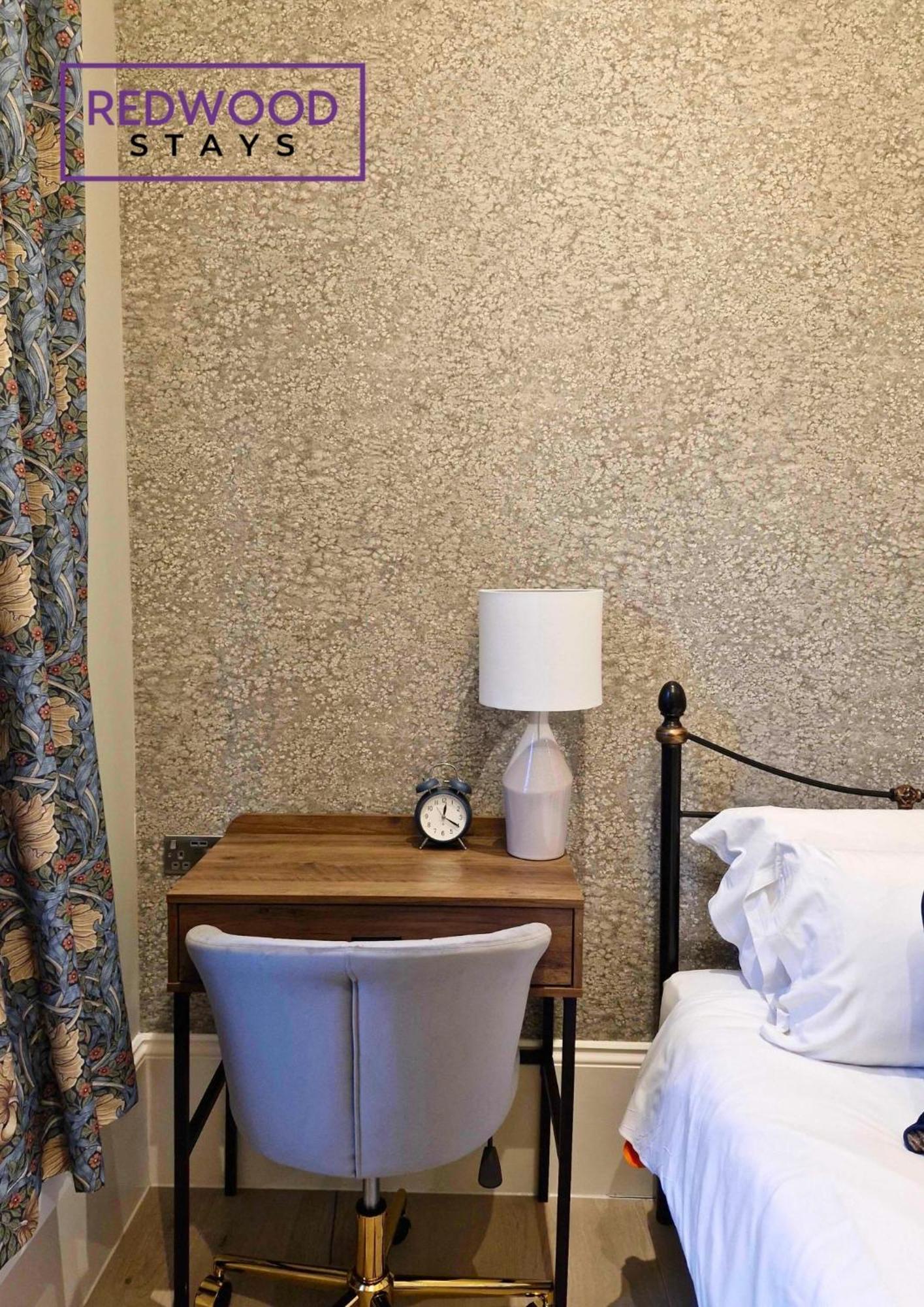 Top Quality 2 Bed 1 Bath Apartments For Contractors By Redwood Stays Reading Bagian luar foto